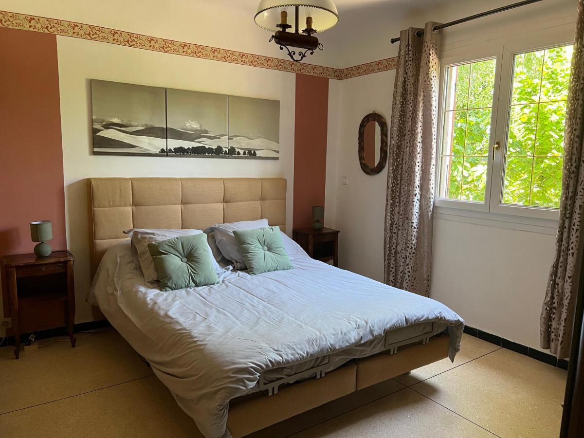 Villa lumineuse et spacieuse Lorgues Extérieur photo